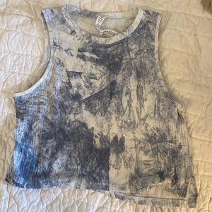 Lululemon Blue and WhiteTie Dye Crop Tank Top in Small EUC